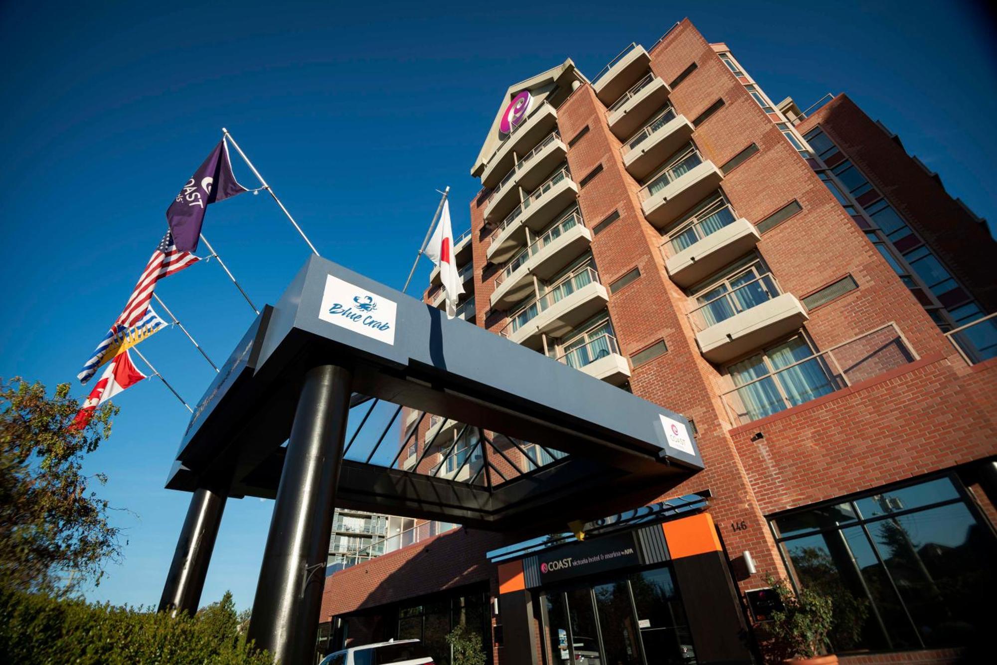 Coast Victoria Hotel & Marina By Apa Exterior photo